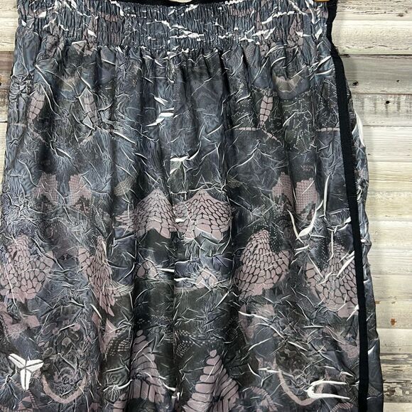 Nike X Kobe Bryant Emerge Hyperelite Snakeskin Camo Shorts - Picture 5 of 10